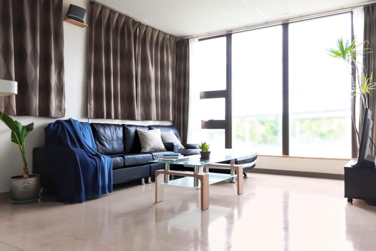 شاتان Condominium Hotel Mihama Upi المظهر الخارجي الصورة